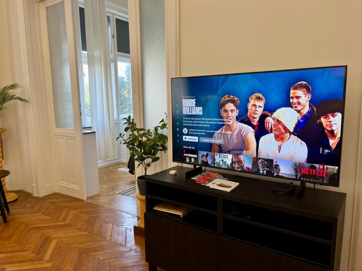 Hillside Luxury Residence Budapest With Free Garage Eksteriør bilde